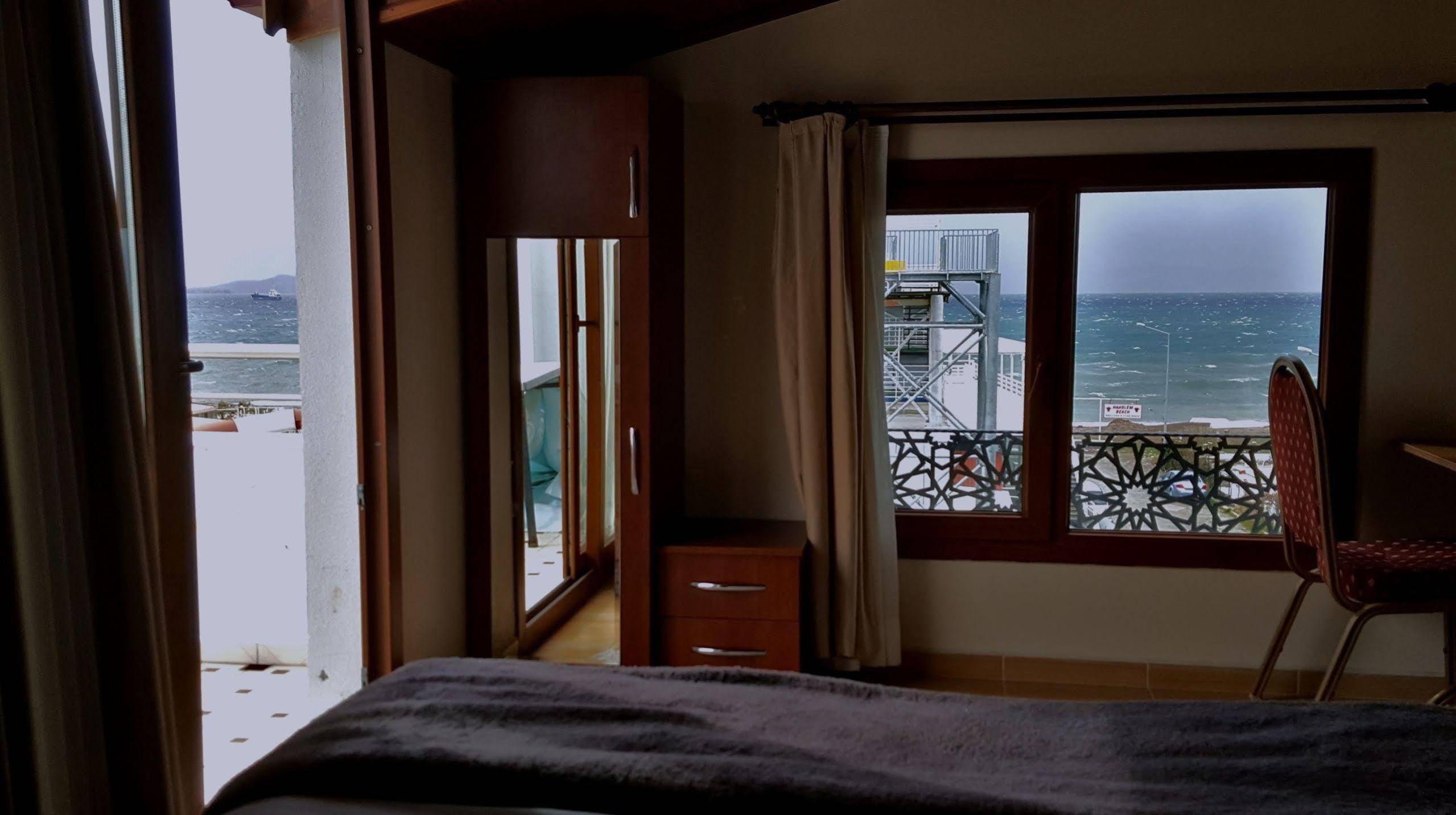 Malena Boutique Otel Dikili Bagian luar foto